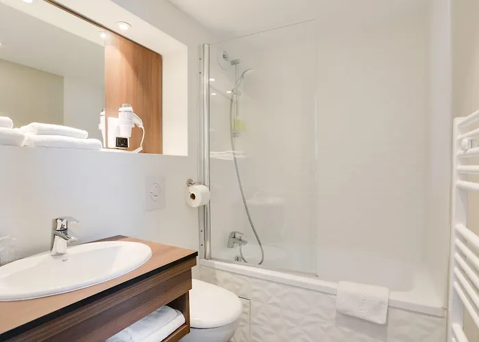 Brit Nord - Memorial Hotel 3*