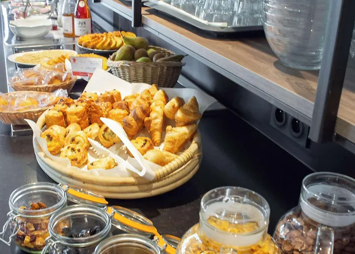 Brit Nord - Memorial Ξενοδοχείο Καν